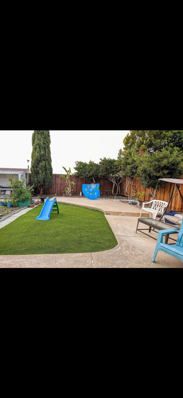 Building Photo - 7897 Shorehaven Ave