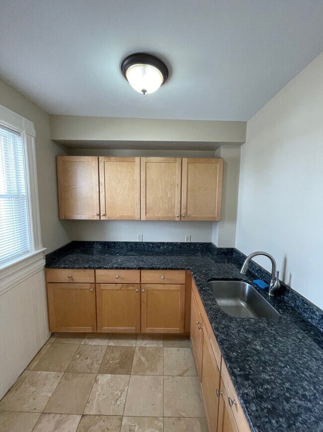 100 Wilson Street 100 Wilson Street Manchester NH 03103 Apartment