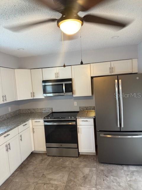 Building Photo - 1496 Coronet Dr