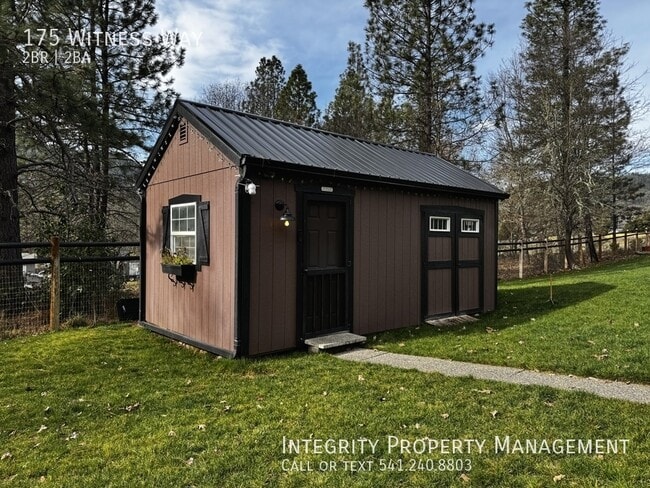 Building Photo - 175 Witness Wy