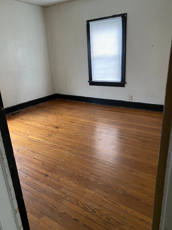 Building Photo - 619 Allen Ave