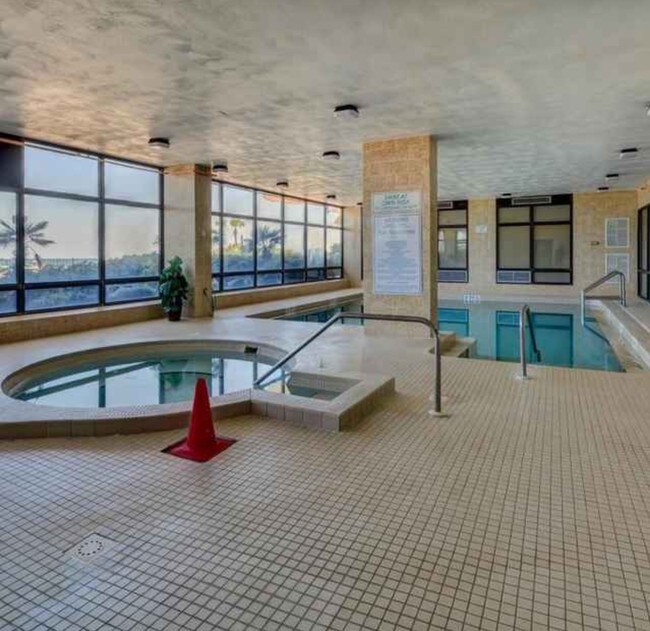 Building Photo - 3003 S Atlantic Ave