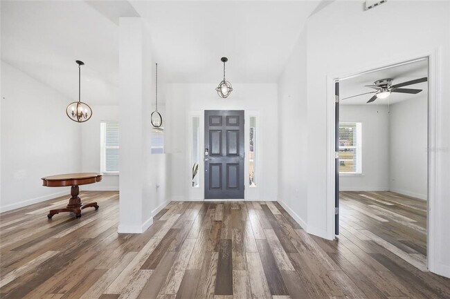 Building Photo - 3805 SW 115th St