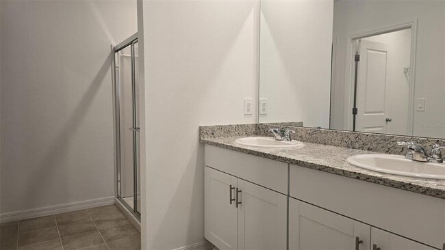 Building Photo - 4759 Cloister St