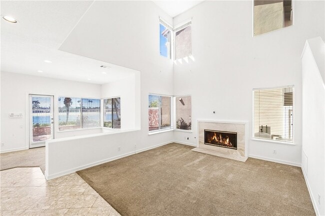 Building Photo - 5824 Spinnaker Bay Dr