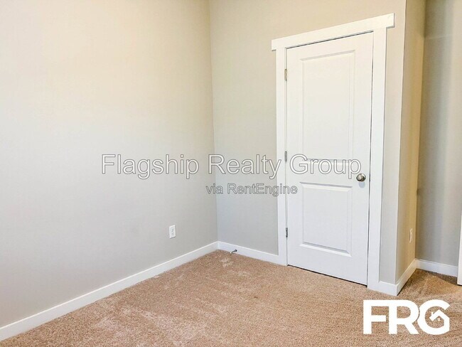 Building Photo - 1501 S Taylor St