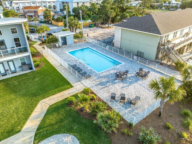 Building Photo - 340 Bluefish Dr