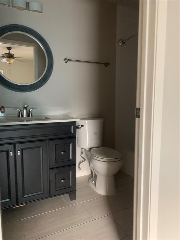 Building Photo - 500 Tiki Dr