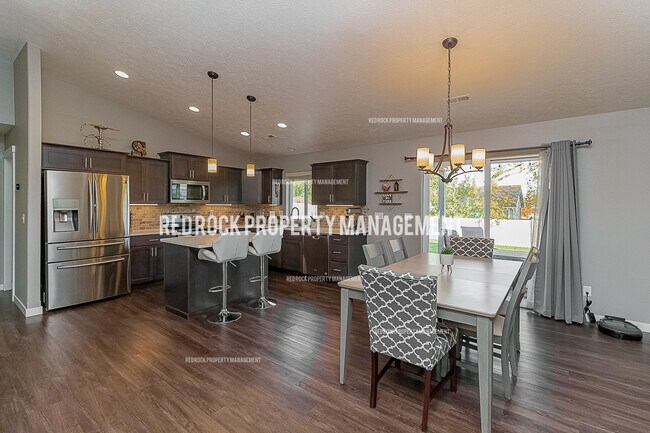 Building Photo - 18431 Selkirk Estates Rd