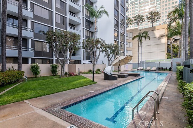 Building Photo - 345 Pioneer Dr