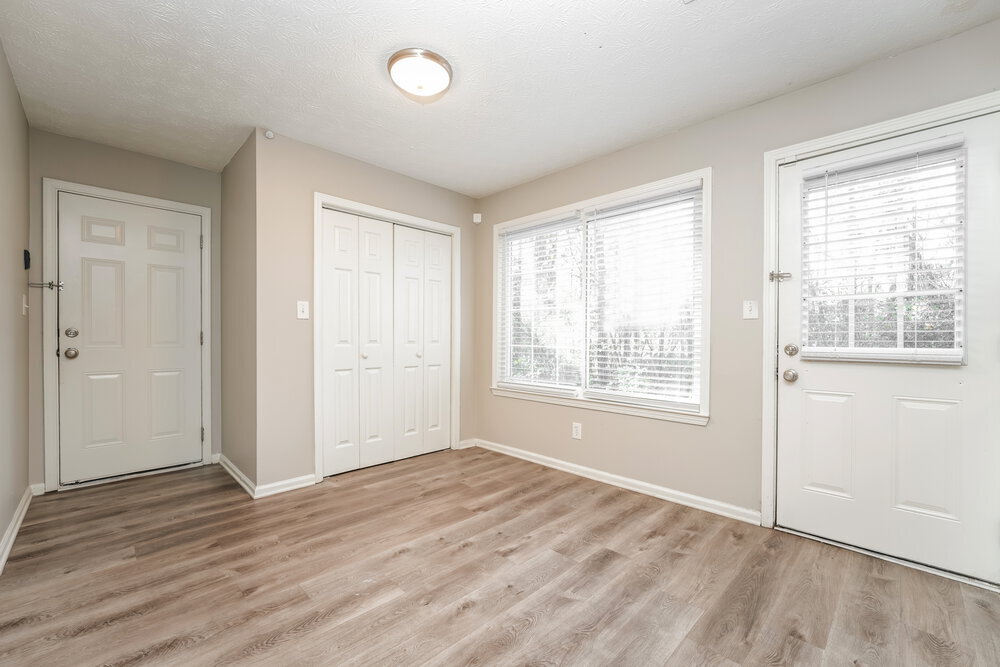 Building Photo - 1569 Dillard Rd