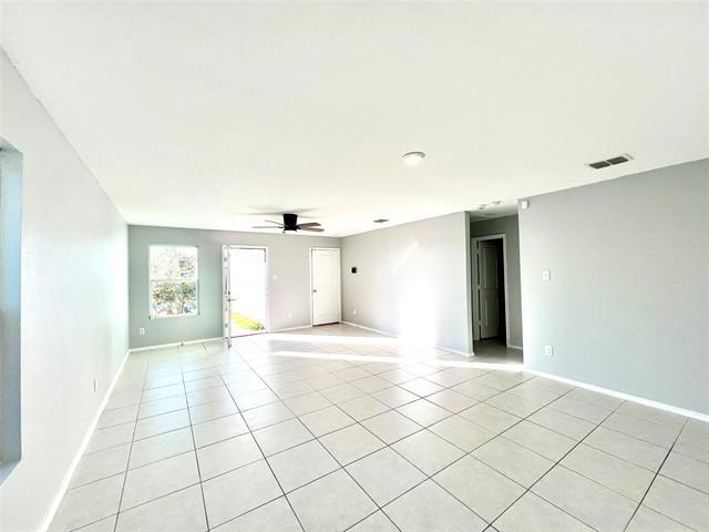 Building Photo - 5711 Bristle Leaf Dr