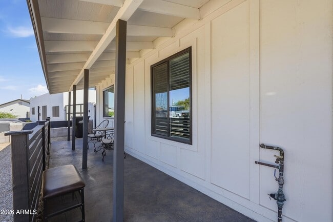 Building Photo - 2812 N 71st Pl