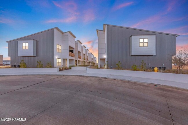 Building Photo - 116 Gadwall Dr