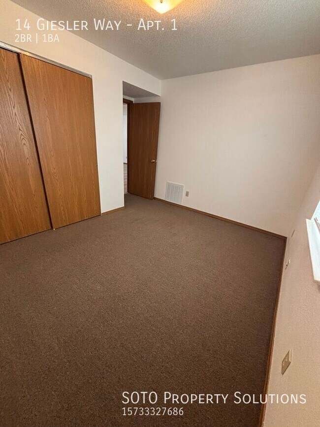 Building Photo - 14 Giesler Way