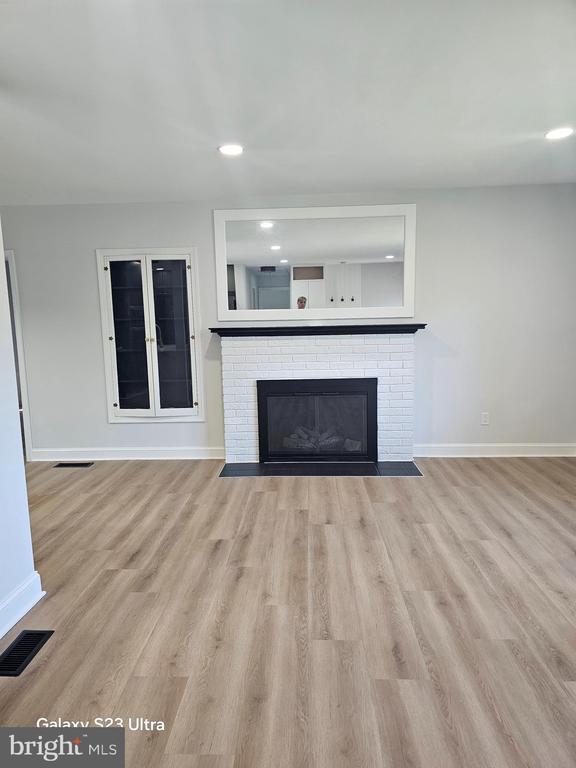 Building Photo - 4949 Old Dominion Dr