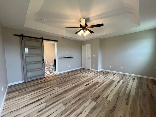 Building Photo - BEAUTIFUL 3-bedroom, 3-bathroom home in Gr...