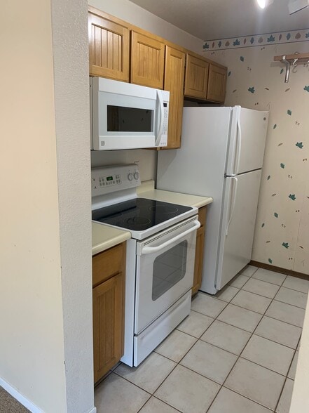 Kirchen - 4806 Mills Dr