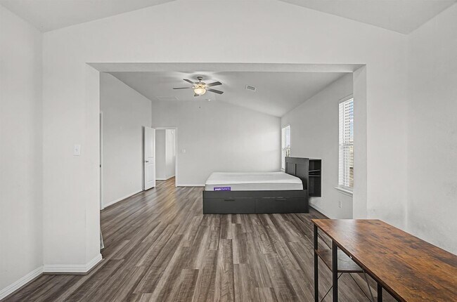 Building Photo - 5404 Bellissima Way