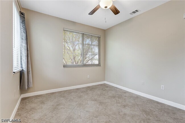 Building Photo - 1105 Reserve Ct