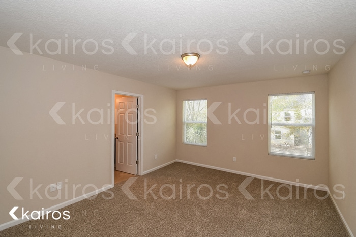 Building Photo - 1336 Lake Shore Blvd