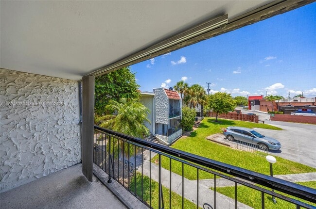 Building Photo - 8701 SW 141st St