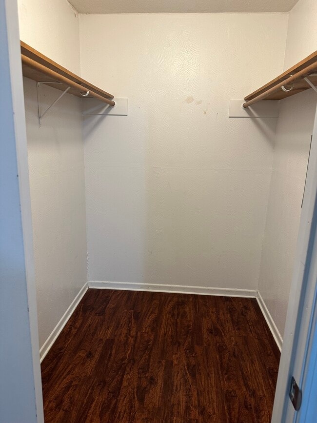 Building Photo - Clinkenbeard Multi Family