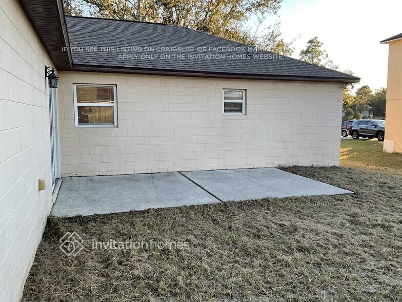 Building Photo - 348 Anchovie Ct