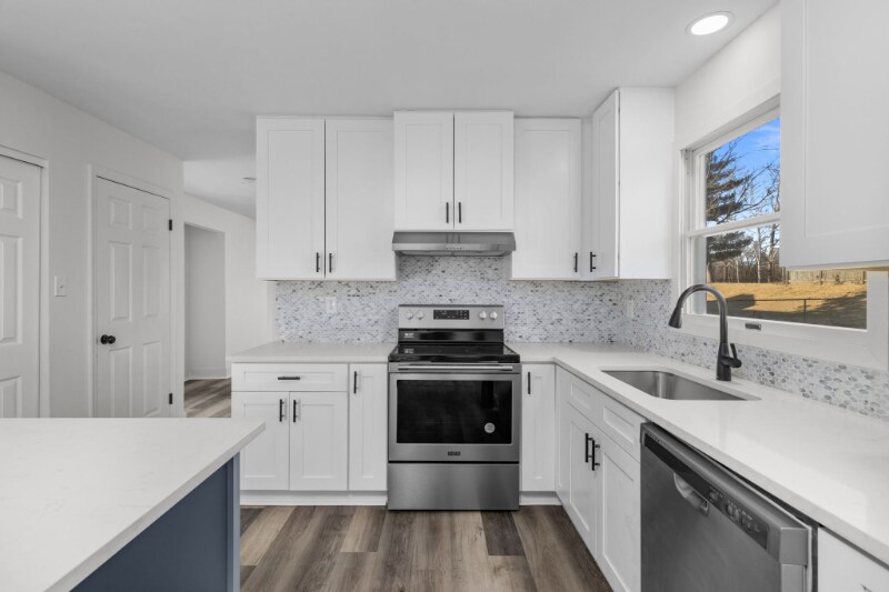Building Photo - 4745 Arevalo Dr