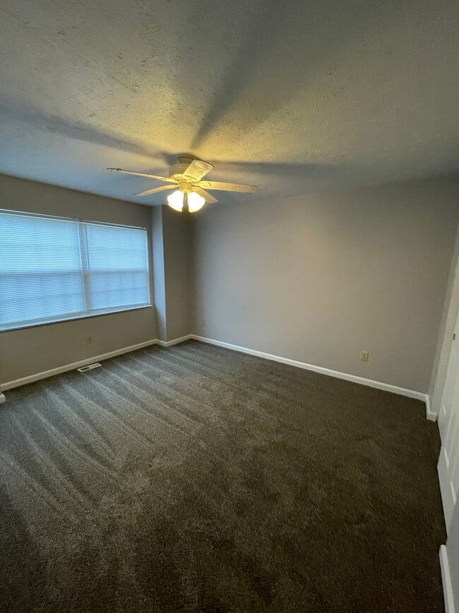 Building Photo - 2840 Rand Ln