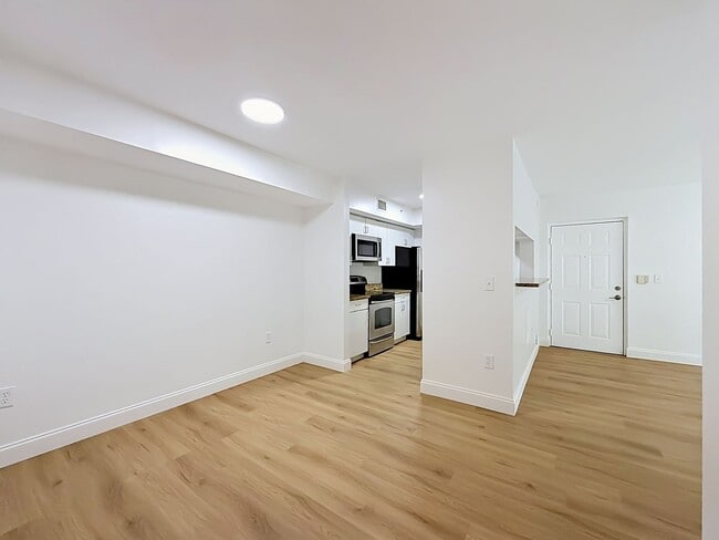Building Photo - Super Cozy 2 bedroom in Desirable Neighborhood in coconut creek