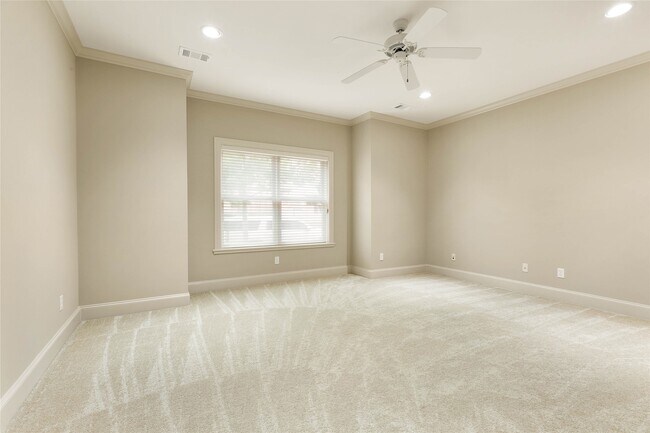 Building Photo - 4 Waterway Ct