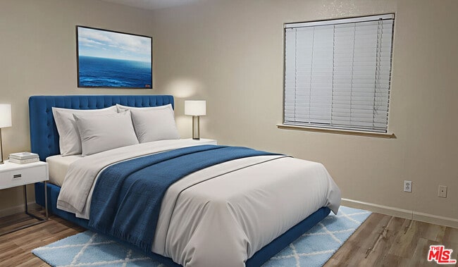 Building Photo - 114 W 13th St