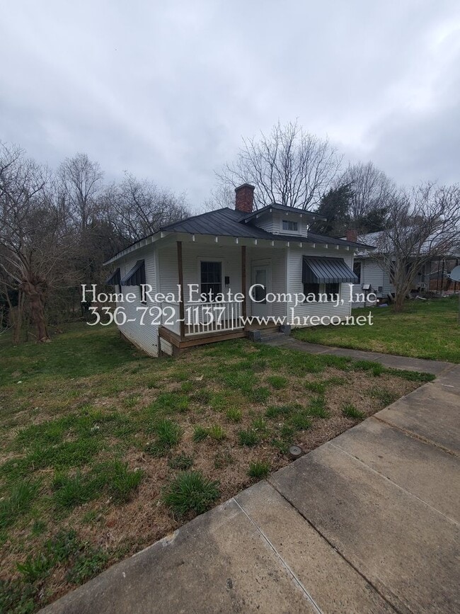 Building Photo - 920 N Jackson Ave