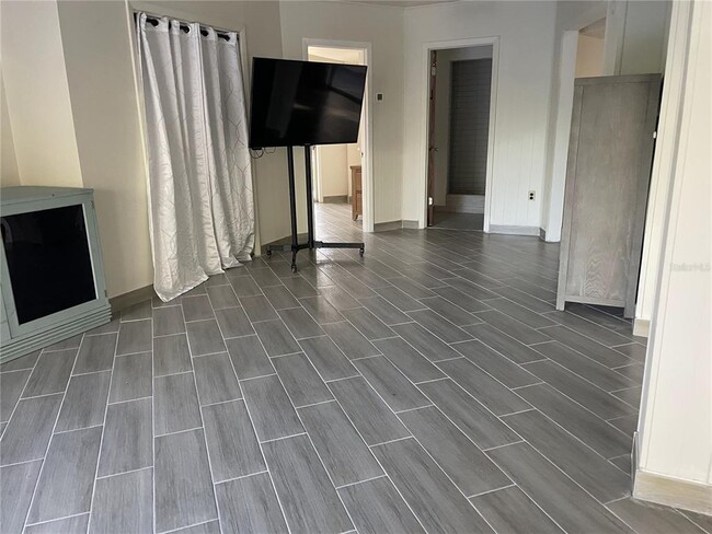 Building Photo - 7215 Manasota Key Rd