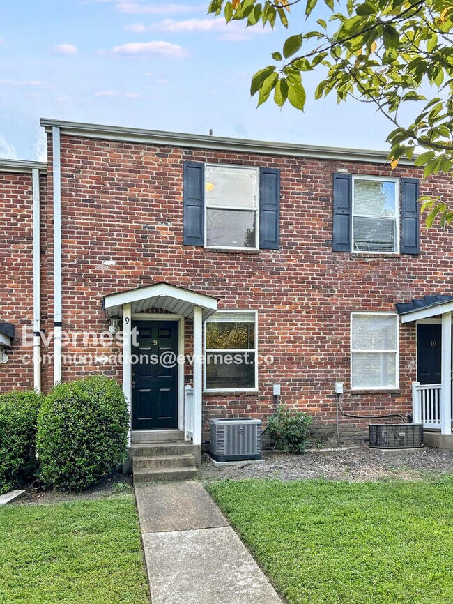 Primary Photo - 3510 E Richmond Rd