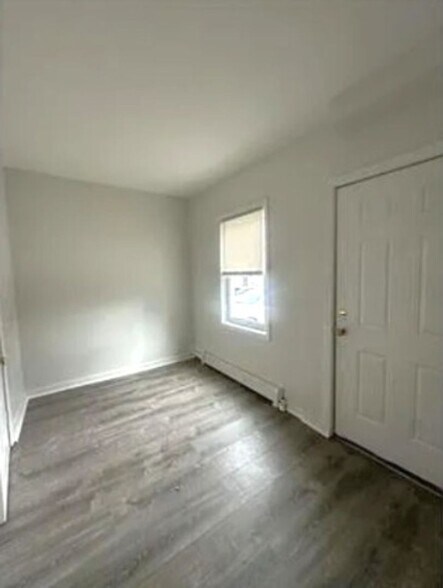 Building Photo - 91 Ives St