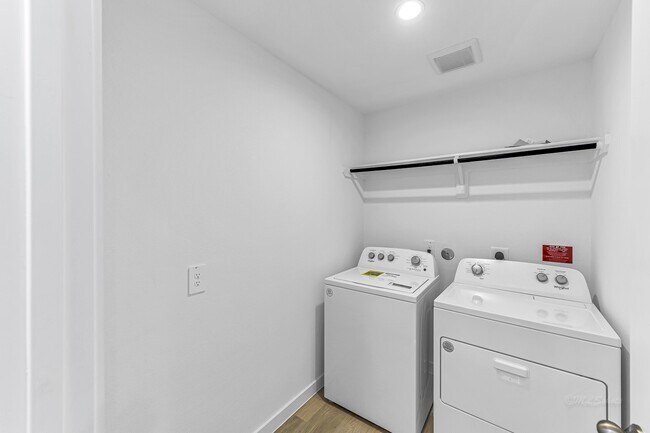 Building Photo - 30226 Belgrade Pk Ln