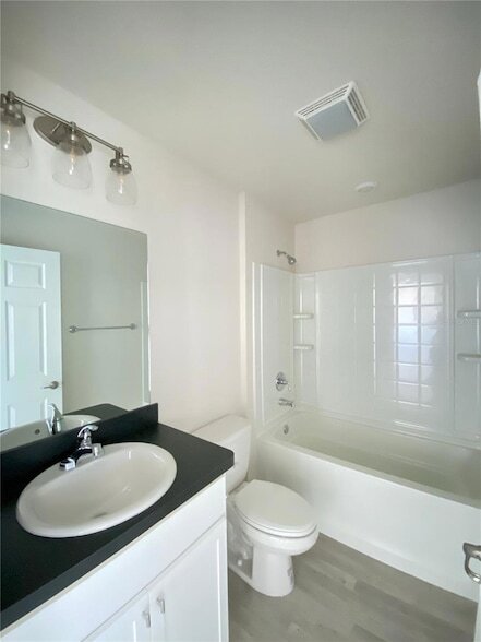 Building Photo - 361 Marion Oaks Manor