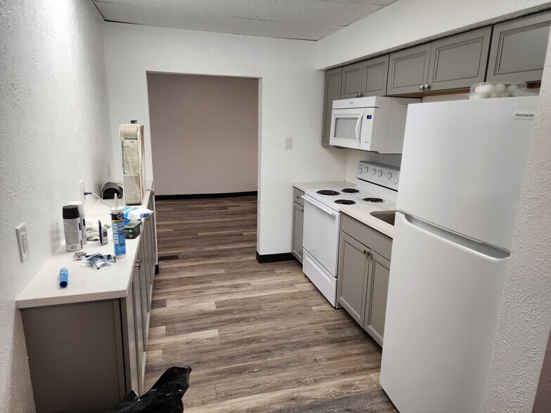 Building Photo - 21 S 4th St