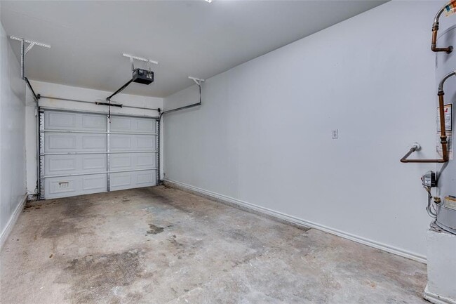 Building Photo - 6804 N Capital of Texas Hwy