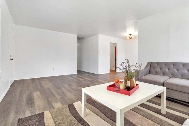 Building Photo - 4223 Temescal Ave