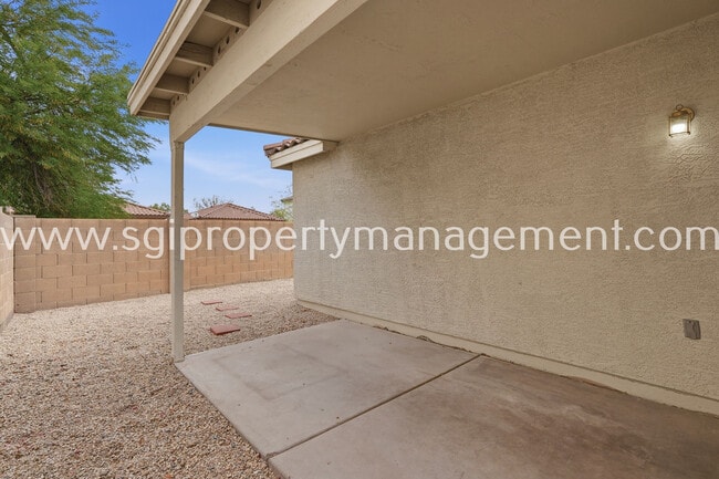 Building Photo - 714 East Michigan Ave