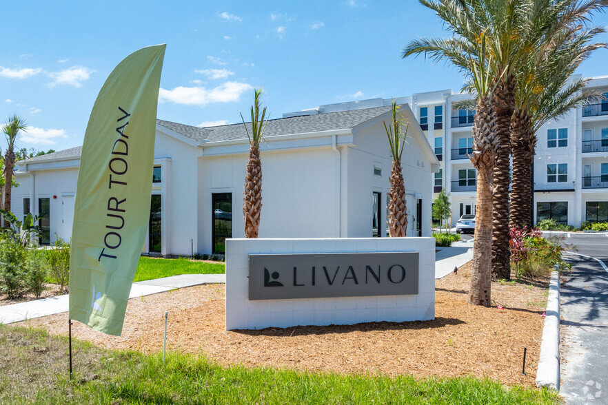 Sign - Livano Sunlake