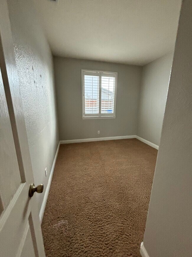 Building Photo - 3547 Marsh Point Dr