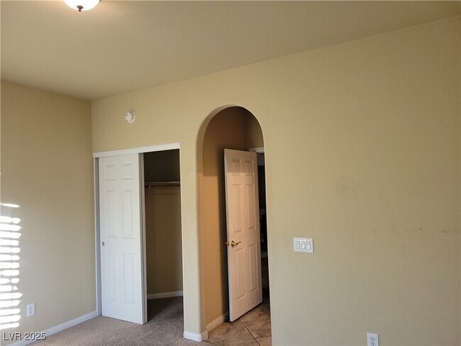 Building Photo - 9870 Santa Ponsa Ct