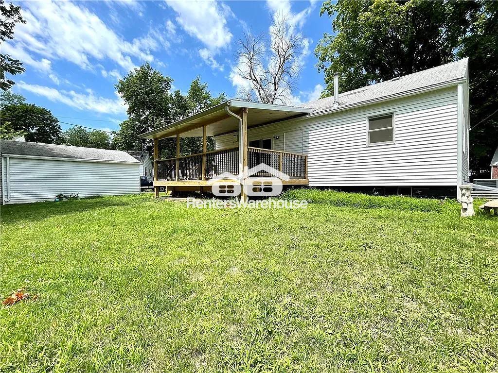 Building Photo - 5810 Francis Ave