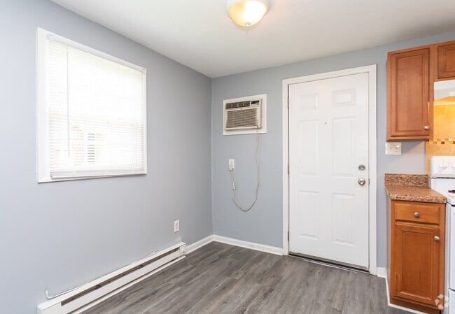 Interior Photo - King George Townhomes