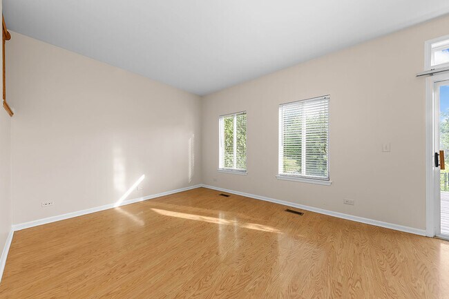 Building Photo - 2640 Idaho Rd