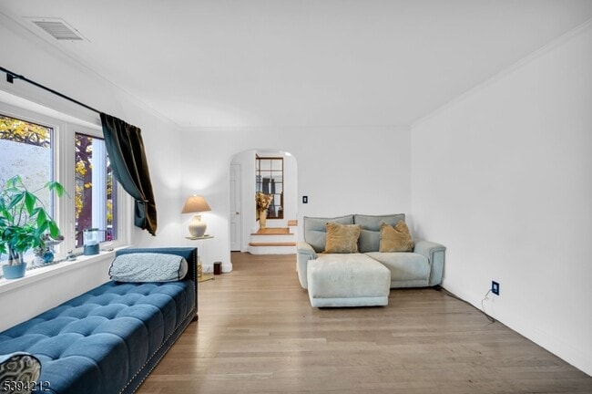 Building Photo - 328 Minute Arms Rd